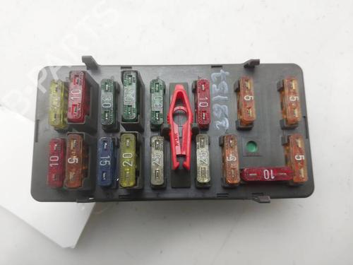 Used Fuse box Fuse box 38922627 38922627