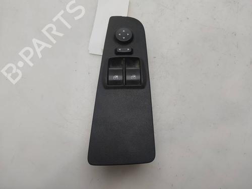 Venstre fortil elrude kontakt Venstre fortil elrude kontakt FIAT GRANDE PUNTO (199_) 1.4 (199AXB11, 199AXB1A, 199BXB1A, 199AXL1A) (77 hp) 39717870 39717870