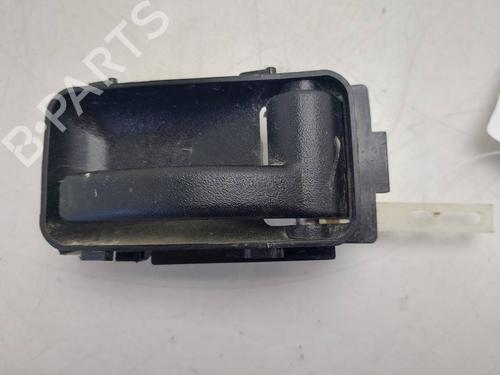 Used Front right interior door handle Front right interior door handle 39099977 39099977