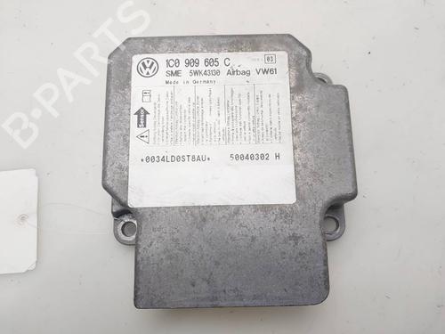 Używane Sterownik / Moduł Airbag Sterownik / Moduł Airbag 39139392 39139392