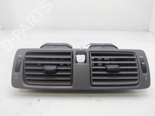 Used Air vent Air vent VOLVO V50 (545) 1.6 D (109 hp) 36439168 36439168