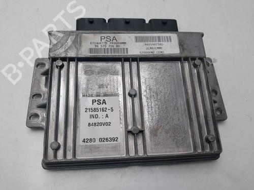 Used Engine control unit (ECU) Engine control unit (ECU) CITROËN C5 II (RC_) [2004-2008] 34339630 34339630