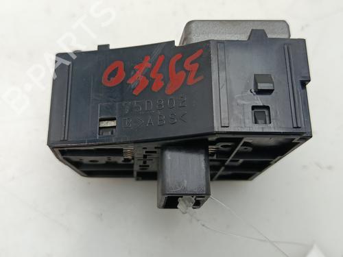 Switch TOYOTA PRIUS (_W3_) 1.8 Hybrid (ZVW3_) | BP29606257I30 
