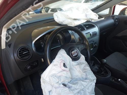 Steering column stalk SEAT LEON (1P1) 1.9 TDI | BP8186937I23 