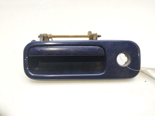 Used Tailgate handle VW POLO III (6N1) 50 1.0 (50 hp) 12680283