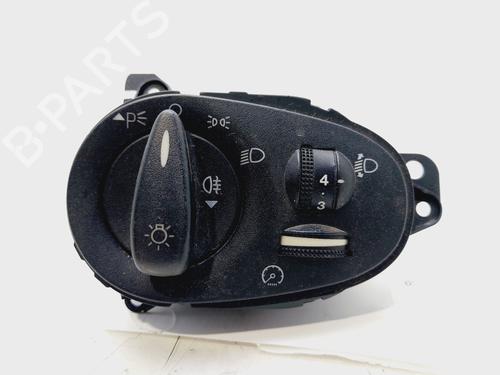 Used Headlight switch FORD FOCUS I (DAW, DBW) [1998-2009]  30322798