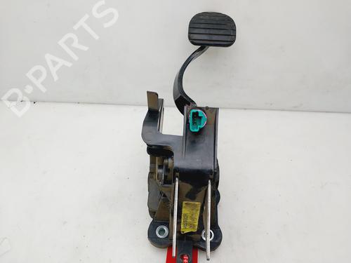 Used Break pedal RENAULT LAGUNA III Grandtour (KT0/1) 2.0 dCi (KT07, KT0J, KT14, KT1A, KT1S) (131 hp) 22697412