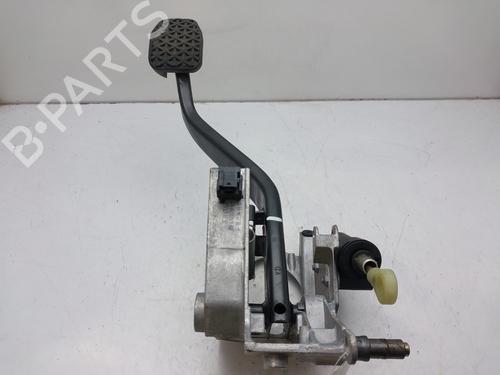Used Break pedal BMW 1 (E87) 118 d (122 hp) 11508257