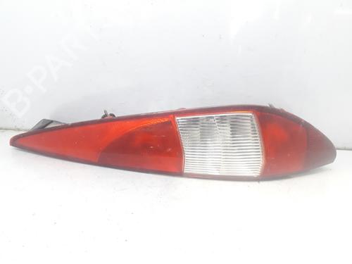 Used Right taillight FORD MONDEO III Turnier (BWY) 2.0 16V TDDi / TDCi (115 hp) 9421879