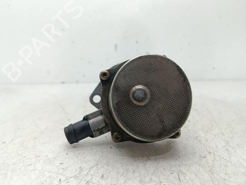 Used Vacuum pump RENAULT CLIO II (BB_, CB_) 1.5 dCi (B/CB07) (65 hp) 30298184