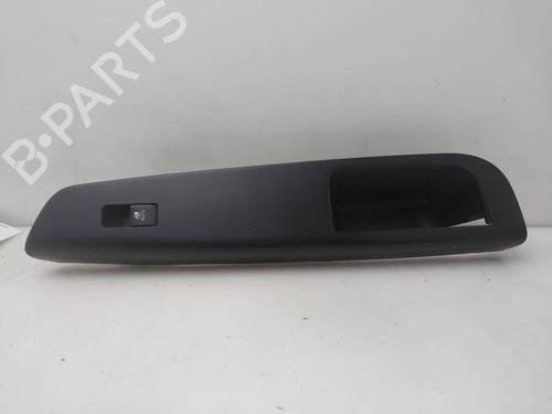 Used Right front window switch Right front window switch 38648220 38648220