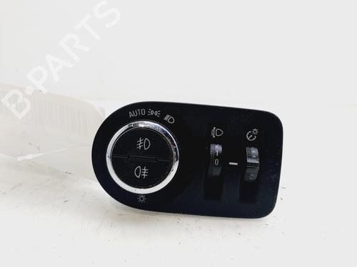 Used Headlight switch OPEL ASTRA K (B16) [2015-2022]  31928327