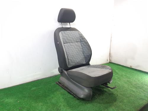 BP7674483C16 | Asiento delantero derecho SKODA FABIA II (542) 1.4 TDI BP7674483C16