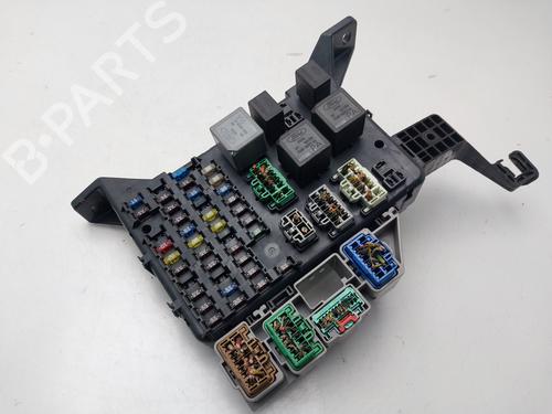 Used Fuse box Fuse box FORD MONDEO III Saloon (B4Y) 2.0 16V TDDi / TDCi (115 hp) 34348355 34348355