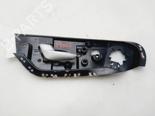 Venstre fortil invendig håndtag VOLVO S60 I (384) D5 (163 hp) 28373765