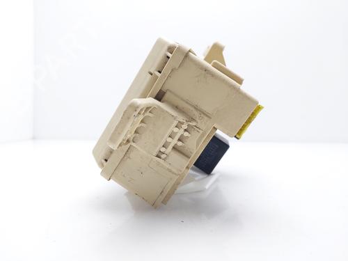Fuse box TOYOTA LAND CRUISER 90 (_J9_) 3.0 TD (KZJ90_, KZJ95_, KZJ90R, KZJ95R, KZJ90W, KZJ95W) | BP16783504E1 