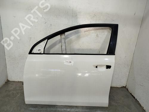 Used Left front door VW GOLF VI (5K1) [2008-2014]  29746580