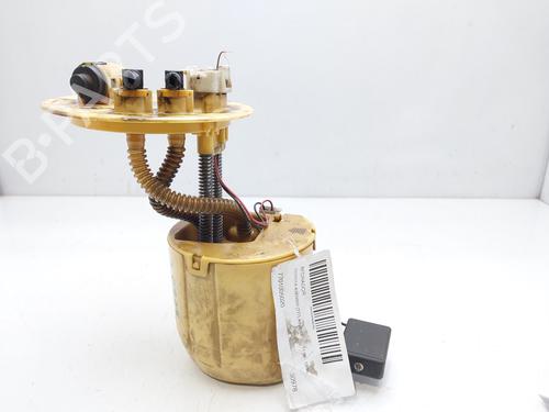 Used Fuel pump TOYOTA AVENSIS Saloon (_T27_) 2.2 D-4D (ADT271_, ADT271R) (150 hp) 13364991