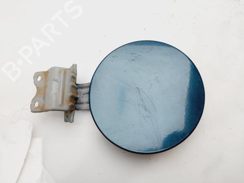 Used Fuel flap TOYOTA YARIS (_P9_) 1.4 D-4D (NLP90_, NLP90R) (90 hp) 30401860