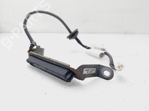 Antenna/Base TOYOTA PRIUS Liftback (_W2_) 1.5 Hybrid (NHW20_, NHW20R) | BP19775466C140 
