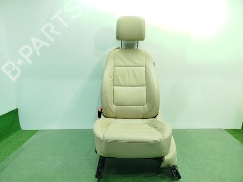 Used Left front seat VW TIGUAN (5N_) [2007-2018]  31586777