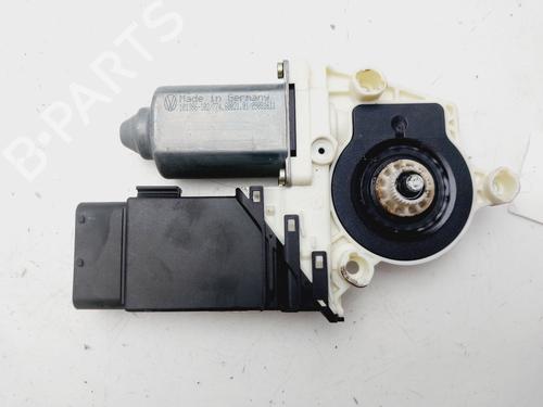 Vindusheismotor høyre foran SEAT LEON (1M1)  1J1959802D |