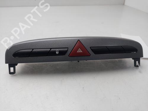 Advarselsbryter Advarselsbryter PEUGEOT 308 I (4A_, 4C_) [2007-2016] 34623007 34623007