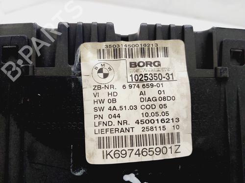 Instrument cluster BMW 3 (E90) 320 d | BP22542813C47 