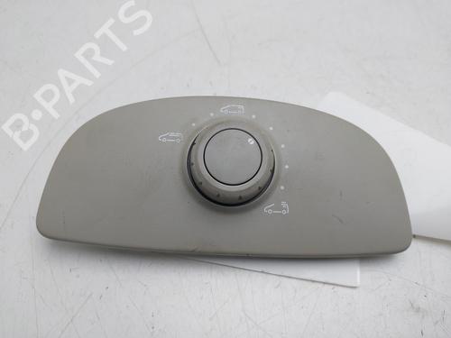 Kombi Kontakt / Stilkkontakt Kombi Kontakt / Stilkkontakt 38059629 38059629