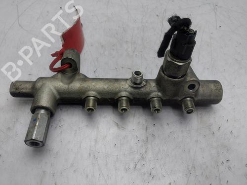 Used Injection rail Injection rail 36839900 36839900