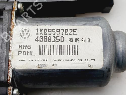 Right front window motor VW GOLF V (1K1) | BP32345342E20