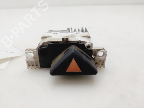 Warnblinkschalter für FORD FOCUS I Saloon (DFW) 1.8 Turbo DI / TDDi (75 hp) 32671705