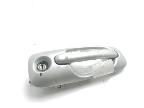 Used Front left exterior door handle CHRYSLER VOYAGER IV (RG, RS) 2.8 CRD (150 hp) 27200097
