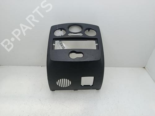 Used Middle console RENAULT CLIO III (BR0/1, CR0/1) 1.2 16V (BR0P, CR0P) (101 hp) 31636263