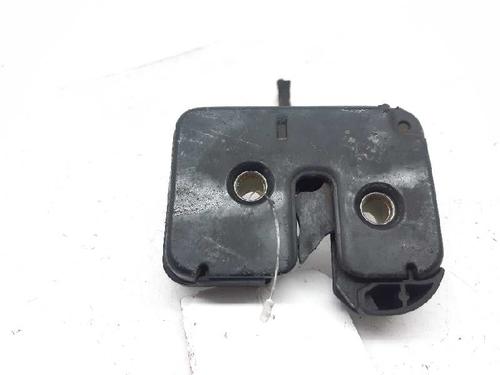 Used Tailgate lock SEAT CORDOBA Vario (6K5) 1.9 SDI (68 hp) 4950882