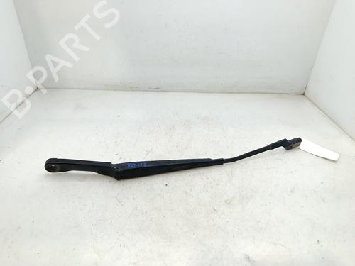 Used Front windshield wiper arm Front windshield wiper arm 37488033 37488033