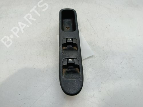 Used Left front window switch Left front window switch PEUGEOT 307 Break (3E) [2002-2009] 33425660 33425660