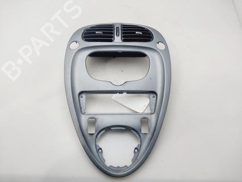 Console central CITROËN XSARA PICASSO (N68) 1.6 HDi (90 hp) 30113118
