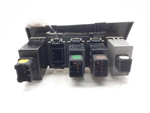 Switch HYUNDAI SONATA V (NF) 2.0 CRDi | BP5877119I30 