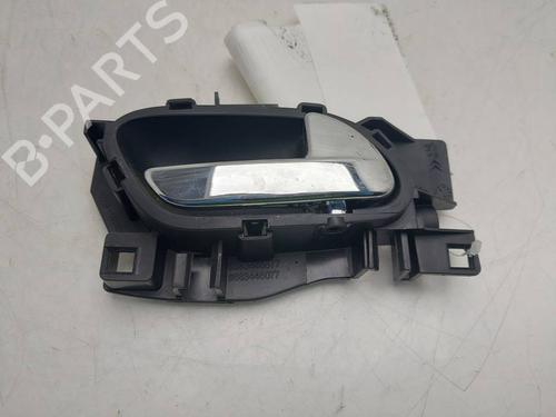 Used Front right interior door handle Front right interior door handle PEUGEOT 5008 (0U_, 0E_) [2009-2017] 39707541 39707541