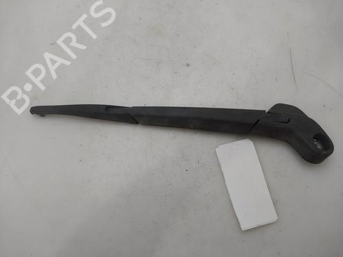 Used Rear windshield wiper arm Rear windshield wiper arm 37711289 37711289