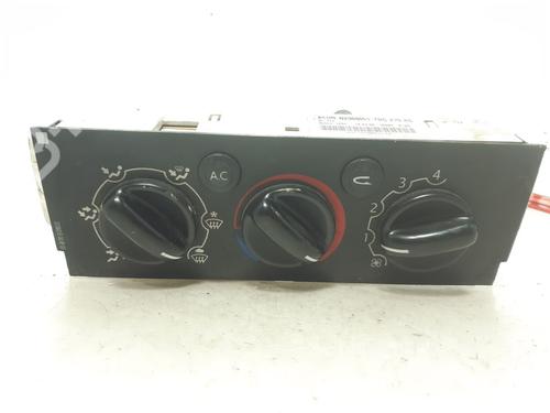 Used Climate control Climate control RENAULT MASTER II Van (FD) 2.5 dCi (101 hp) 10927425 10927425