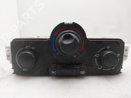 Used Climate control Climate control RENAULT SCÉNIC II (JM0/1_) 1.5 dCi (JM1F) (86 hp) 35812157 35812157