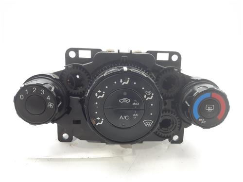 AC Styreenhet / Manøvreringsenhet FORD FIESTA VI (CB1, CCN) 1.4 TDCi (70 hp) 7759064
