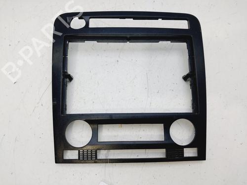 Used Middle console SEAT IBIZA III (6L1) [2002-2009]  30560149