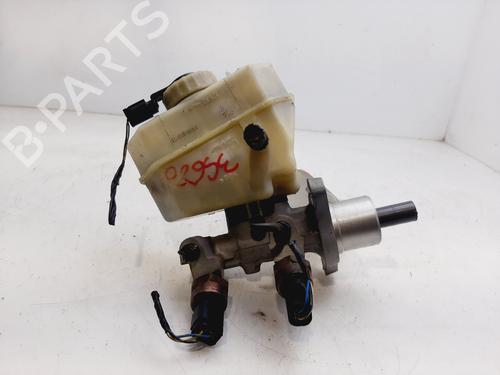 Used Brake master cylinder BMW 3 (E46) 320 i (170 hp) 20085979