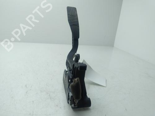 Used Pedal CHEVROLET CAPTIVA (C100, C140) 2.0 D (150 hp) 27583389