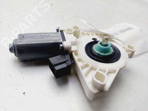 Used Right rear window motor MERCEDES-BENZ B-CLASS Sports Tourer (W245) [2005-2011]  26705649