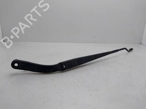 Used Front windshield wiper arm Front windshield wiper arm 38556752 38556752