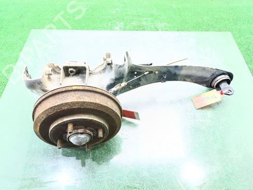 Achsschenkel links hinten FORD FOCUS I (DAW, DBW) 1.6 16V | BP30511117M27